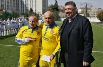 Відео: народження та перший день збірної